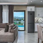Villa Blue Wind Ii Sarakinádhon