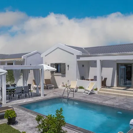 Blue Wind Ii Villa