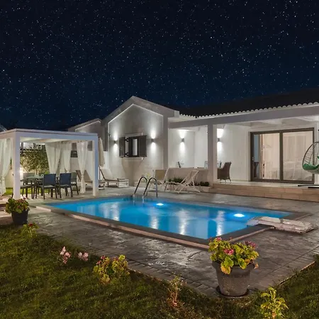 Blue Wind Ii Villa *